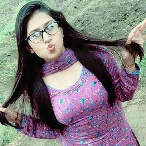 Real Sexy Pakistani Girls Live Chat Online 9.9