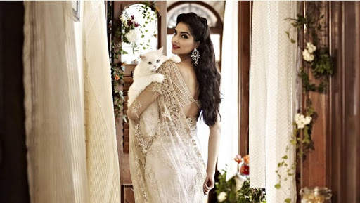 Sonam Kapoor Wallpapers HD screenshot 12