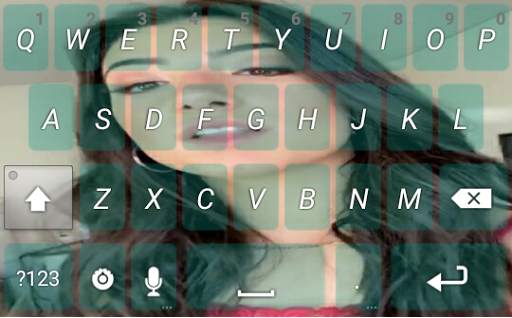 Charli D'amelio Keyboard Themes screenshot 1