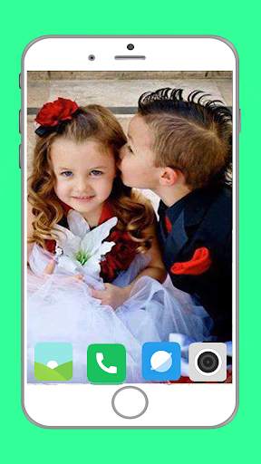 Cute Baby Kiss Full HD Wallpaper screenshot 9