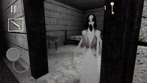 Slendrina X screenshot 4