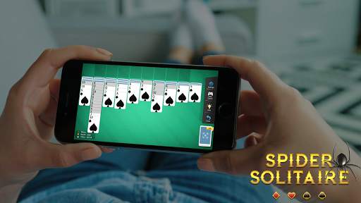 Spider solitaire - card games free screenshot 1