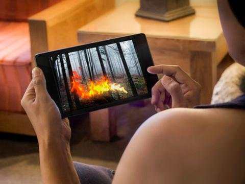 Magic Flames Free - fire live wallpaper simulation screenshot 2