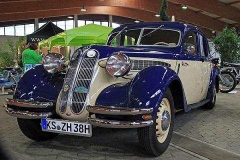 Car Wallpaper (classic pix) screenshot 4
