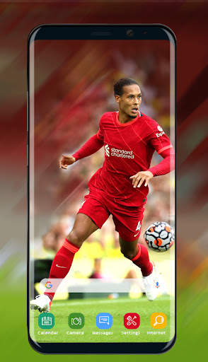 Football players of Liverpool screenshot 3