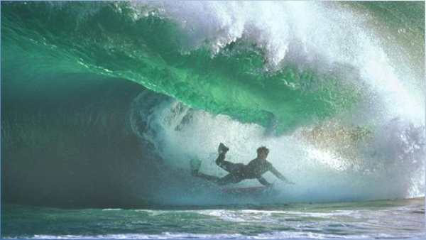 Surfing Wallpapers screenshot 1