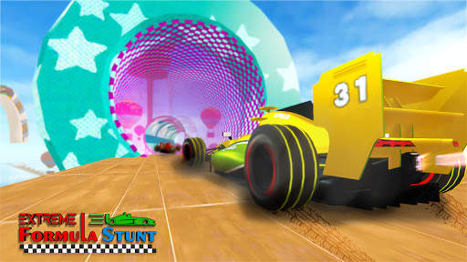 Extreme Mega Ramp Stunt Car Racing Game screenshot 1