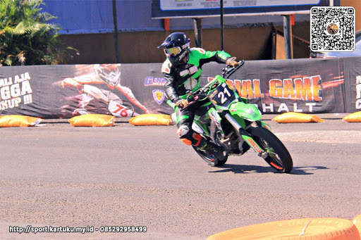 Foto Balapan Motor - Kartuku Fotografer Purwokerto screenshot 7