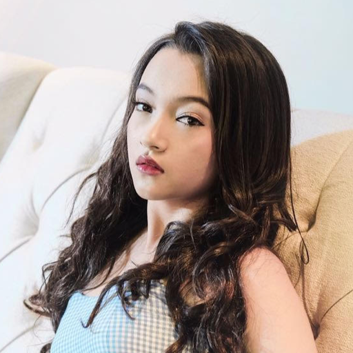 Megan Domani Official App icon