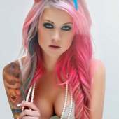 Sexy Tattoo Girls