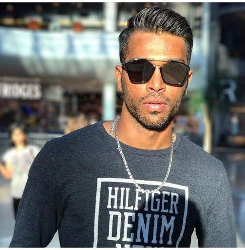 Hardik Pandya Wallpaper 8 تصوير الشاشة