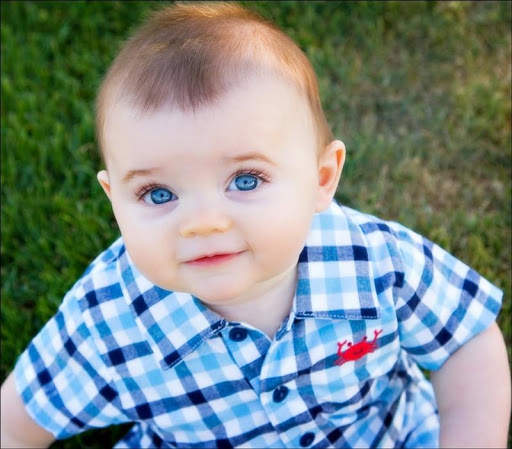 Cute Babies Wallpapers Themes screenshot 3