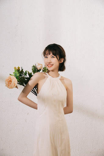 Sexy Girls In One Piece Dress screenshot 5