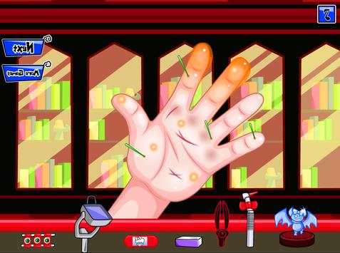 draculaura hand doctor game screenshot 2