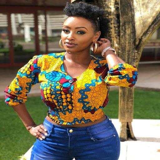 Jeans & Ankara Blouse Styles 4 تصوير الشاشة