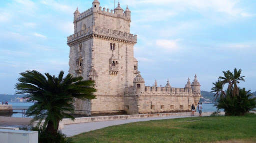 Lisbon wallpapers screenshot 1