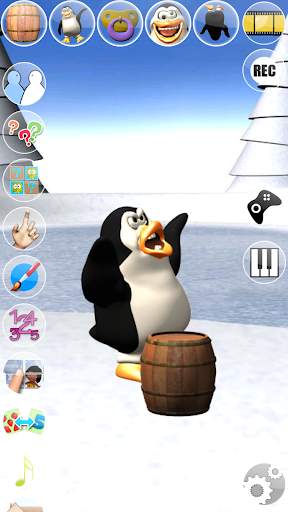 Sweet Little Talking Penguin screenshot 3