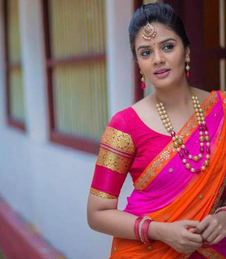 Srimukhi Wallpapers HD screenshot 16