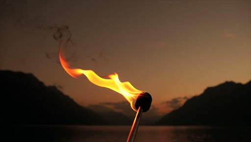 Flashlight Super Torch® Pro Powered With Compass! screenshot 13