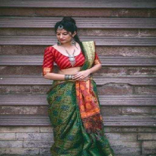 Patola Saree Designs & Styles screenshot 5