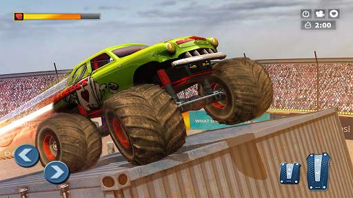 Fearless Monster Truck Demolition Racing Stunts screenshot 9