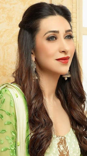 Karishma Kapoor Wallpapers HD screenshot 4