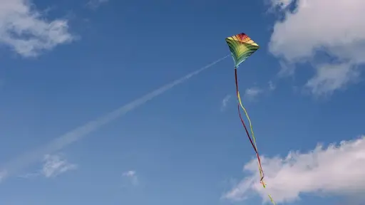 Kite Flying 2023 (Kite Game) screenshot 1