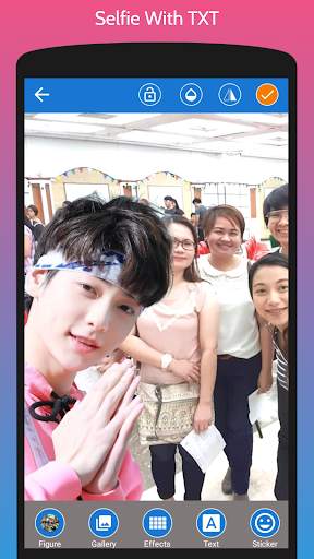 Selfie With TXT screenshot 1