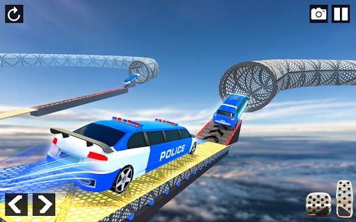 Police Limo Car Stunts - Mega Ramp Car Racing Game screenshot 10