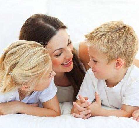Mom And Baby Wallpapers HD screenshot 16