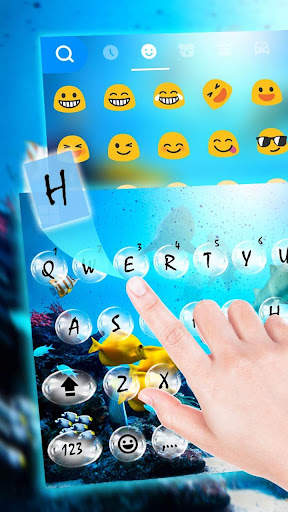 UnderwaterWorld Live Keyboard Theme screenshot 1