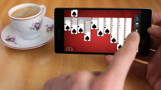 Spider solitaire - card games free screenshot 3