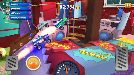 Race Car Driving Crash game screenshot 4