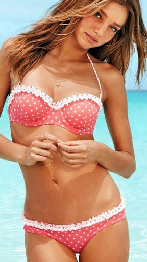 Hot Sexy Bikini Girls Wallpapers HD 2 screenshot 1