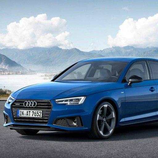 Driver Audi A4 Parking City 11.1