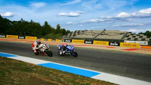 Ultimate Bike Racing screenshot 1