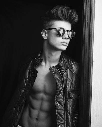 Boys Photography Poses screenshot 4