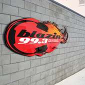 Blazin 99.3 on 9Apps