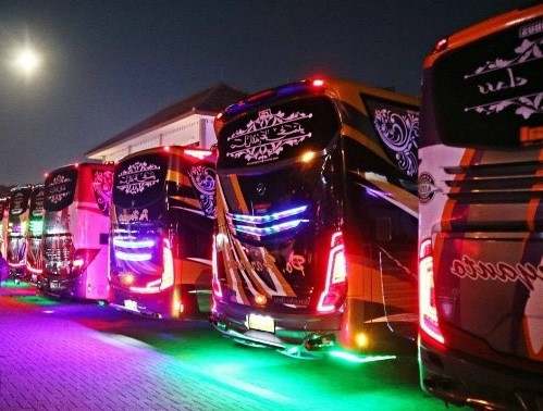 Bus Malam Mania Wallpaper ID screenshot 1