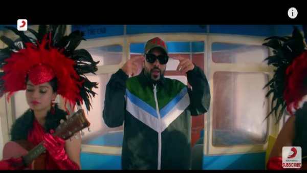 Badshah - Genda Phool - HD video screenshot 6