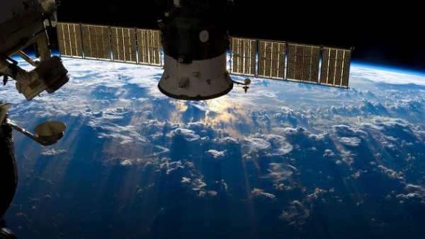 ISS Live online   Telescopes screenshot 1