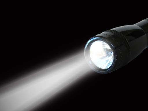 Flashlight 2018 - Brightest LE screenshot 3