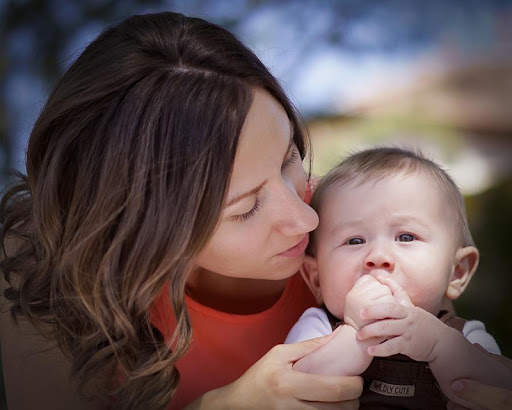 Mom And Baby Wallpapers HD screenshot 15