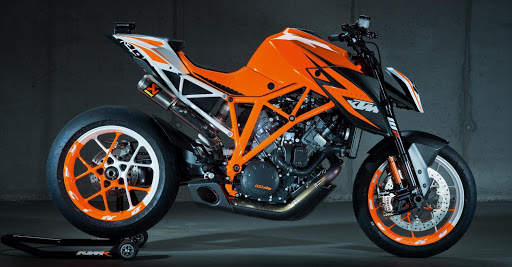 Sports Bike Wallpaper 4K screenshot 1