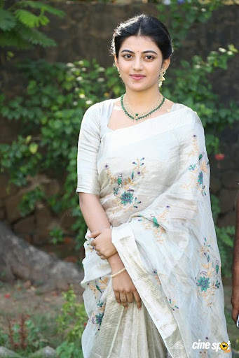 Indian Girl Photos | Saree Pho screenshot 5