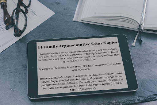 300 Argumentative Essay Topics Examples скриншот 3