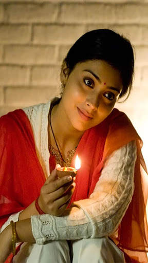 Shriya Saran Wallpapers & Images screenshot 5