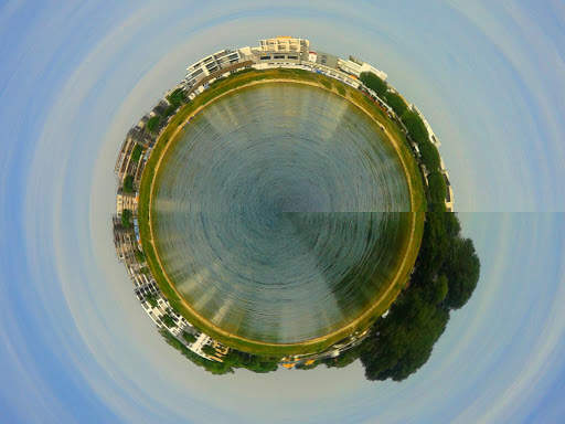 Tiny world and toon camera screenshot 22