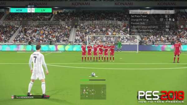How to take a Freekick - PES 2018 screenshot 1