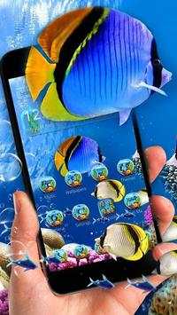 Lively Aquarium Gold Blue Fish Theme screenshot 3